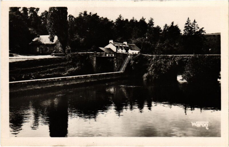 Carte postale ancienne Gouarec Un Coin Pittoresque de Ben Repos pres Gouarec à Gouarec