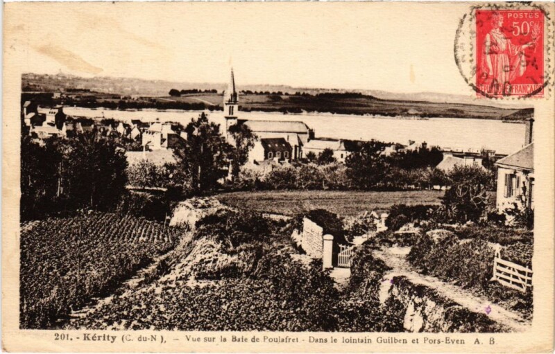 Carte postale ancienne Paimpol Kerity - Vue sur la Baie de Poulafret à Paimpol