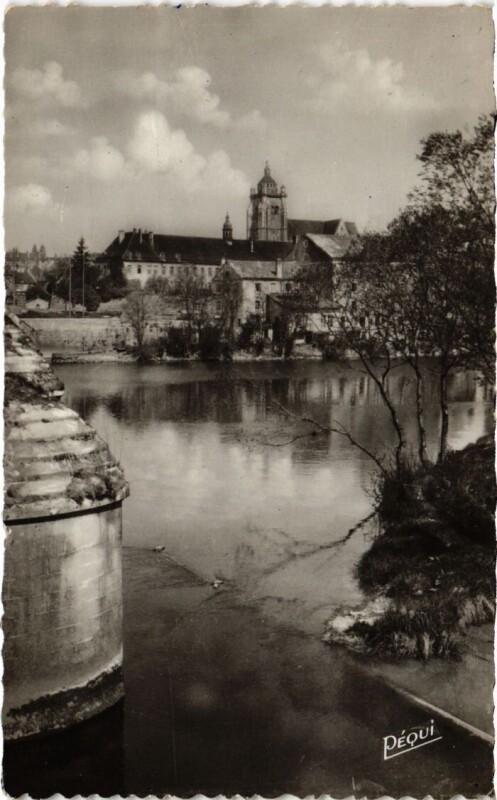 Carte postale ancienne Dole Le Doubs