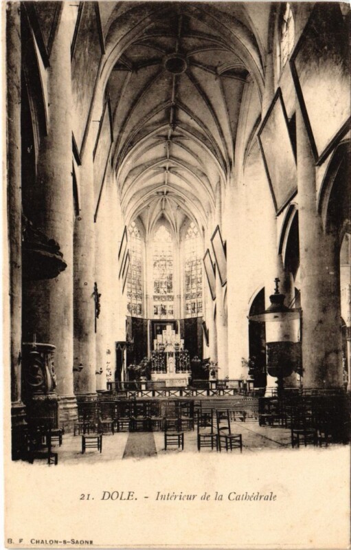 Carte postale ancienne Dole Interieur de la Cathedrale