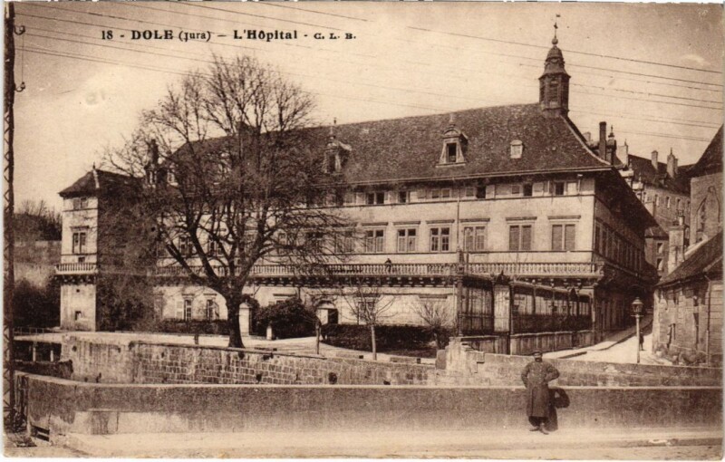 Carte postale ancienne Dole Hopital