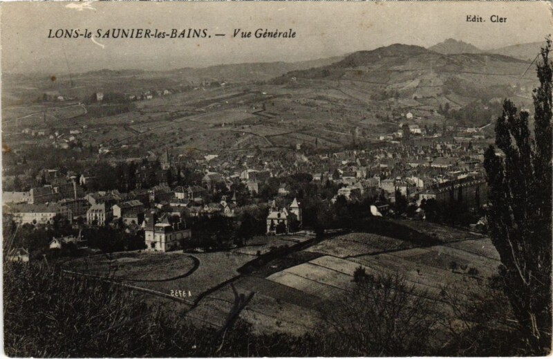 Carte postale ancienne Lons le Saunier vue generale à Lons-le-Saunier