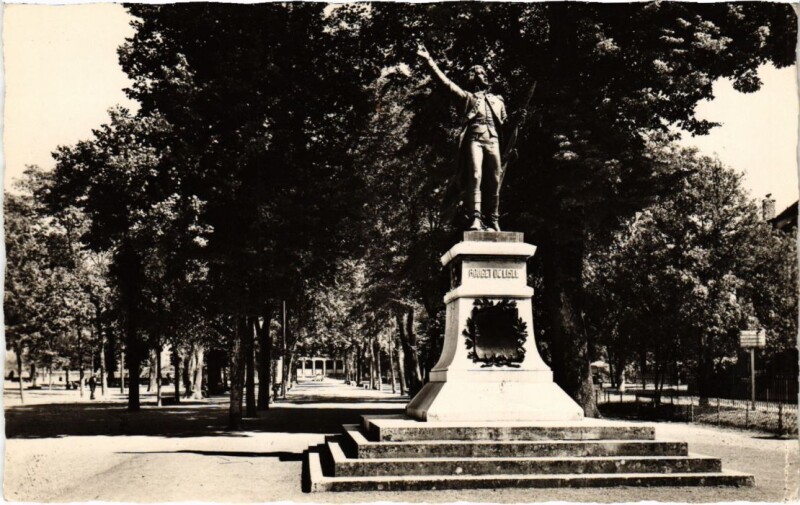 Carte postale ancienne Lons le Saunier Statue de Rouget de l'Isle à Lons-le-Saunier