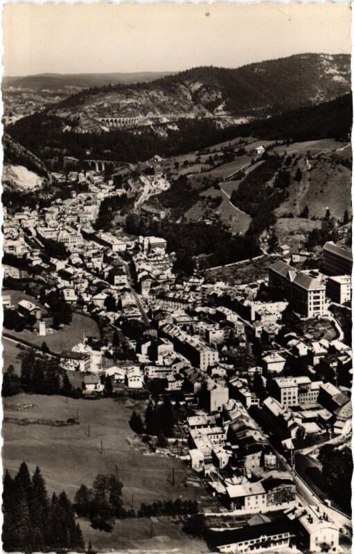 Carte postale ancienne Morez vue generale