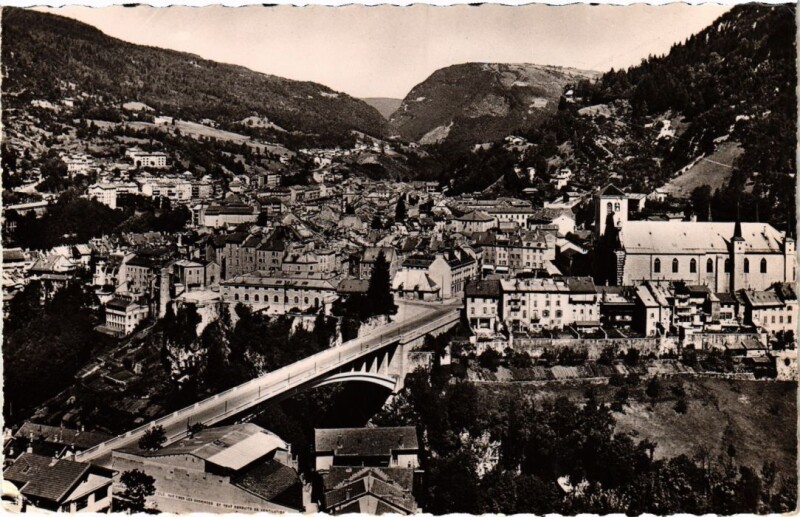 Carte postale ancienne Saint Claude vue generale et le Grand Pont à Saint-Claude
