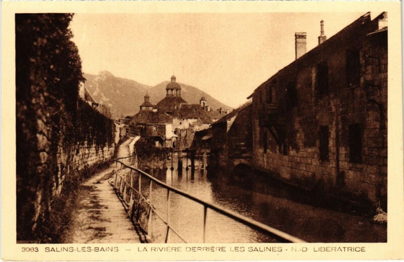 Carte postale ancienne Salins les Bains La Riviere derriere les Salines à Salins-les-Bains