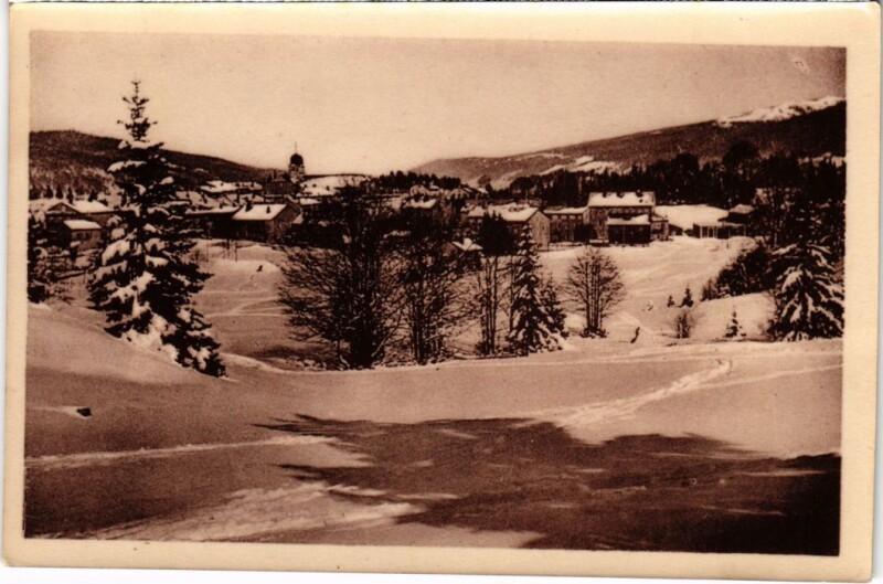 Carte postale ancienne Les Rousses Le Village en Hiver aux Rousses