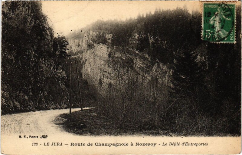 Carte postale ancienne Route de Champagnole a Nozeroy à Champagnole