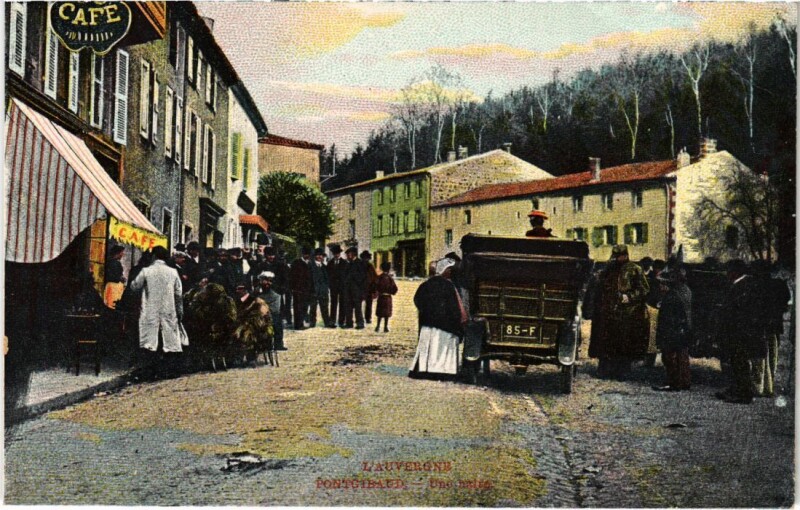 Carte postale ancienne Automobile Pontaumur Une halte à Pontaumur