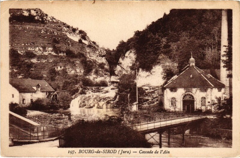 Carte postale ancienne Bourg de Sirod Cascade de l'Ain à Bourg-de-Sirod