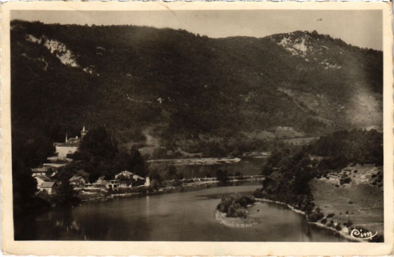 Carte postale ancienne Thoirette un coin de peche et de Canotage
