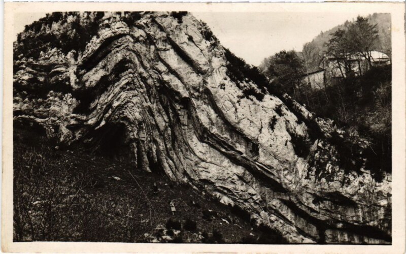 Carte postale ancienne Septmoncel Le CHapeau de Gendarme