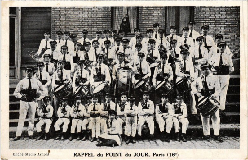 Carte postale ancienne Rappel du Point du Jour à Paris 16e