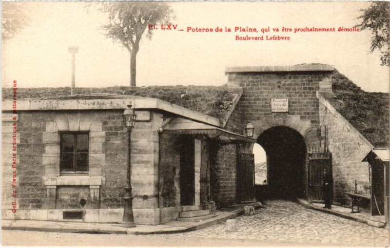 Carte postale ancienne Poterne de la Plaine - Boulevard Lefebvre à Paris 15e