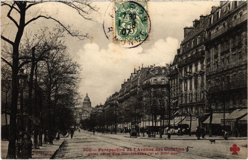 Carte postale ancienne Perspective de l'Avenue des Gobelins  prise de la Rue Croulebarbe à Paris 13e