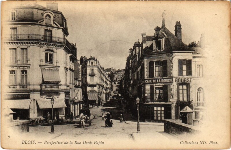 Carte postale ancienne Blois Perspective de la Rue Denis Papin France à Blois