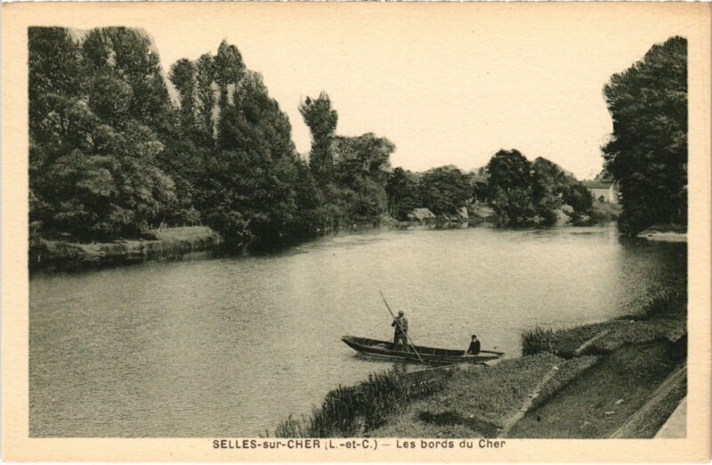 Carte postale ancienne Selles sur Cher Les bords du Cher France à Selles-sur-Cher