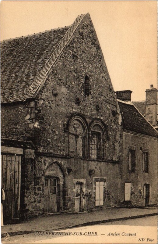 Carte postale ancienne Villefranche s Cher Ancien Couvent France