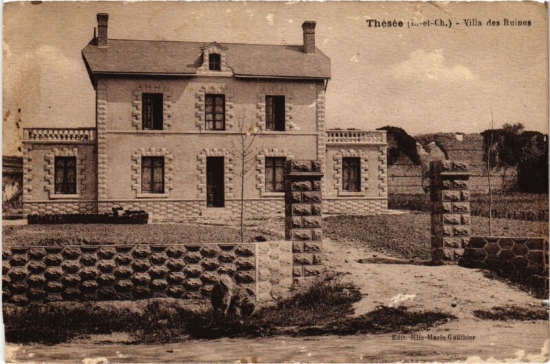 Carte postale ancienne Thesee Villa des Ruines France