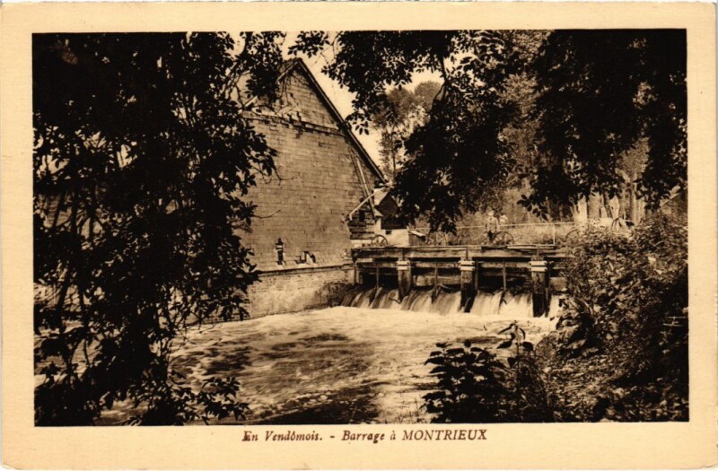 Carte postale ancienne Barrage a Montrieux En Vendomois France