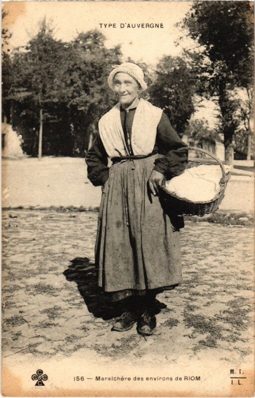 Carte postale ancienne Folklore Maraicheres des env. de Rion