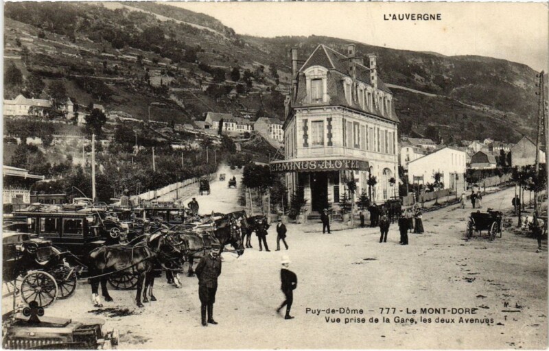Carte postale ancienne Le Mont-Dore vue prise de la Gare à Mont-Dore
