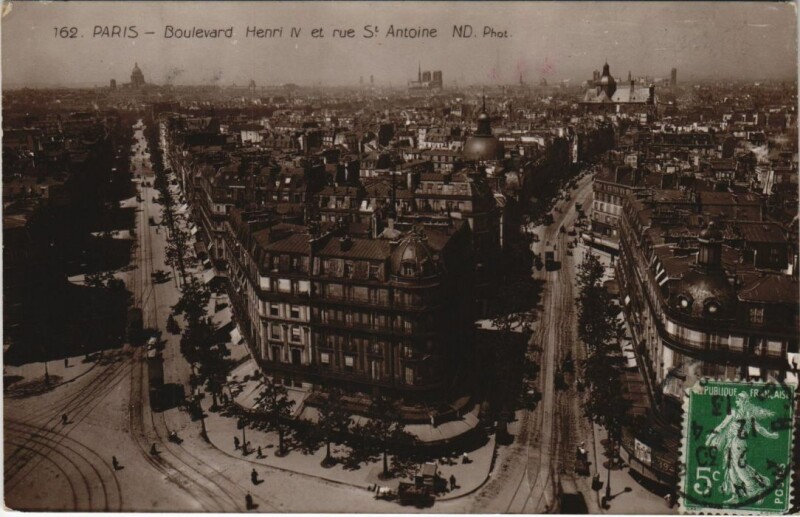 Carte postale ancienne Paris 4e Bd Henri Iv et rue Saint-Antoine