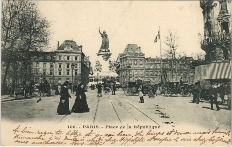 Carte postale ancienne Paris 4e Place de la Répulbique