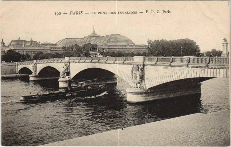 Carte postale ancienne Paris 7e Pont des invalides