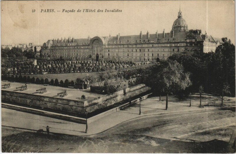 Carte postale ancienne Paris 7e Hotel des Invalides facade