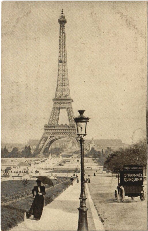 Carte postale ancienne Paris 7e Tour Eiffel à Paris 7e