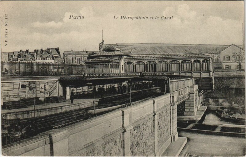 Carte postale ancienne Paris 12e Le Métropolitain et le Canal