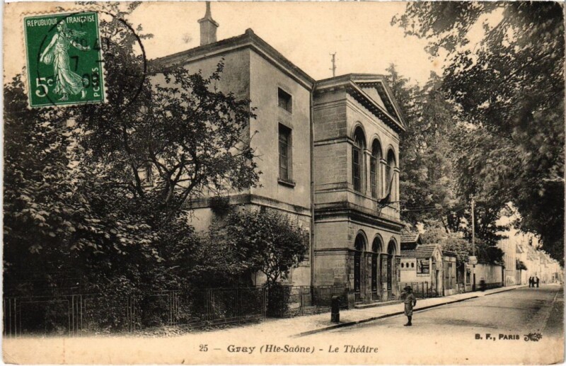 Carte postale ancienne Gray Le Theatre