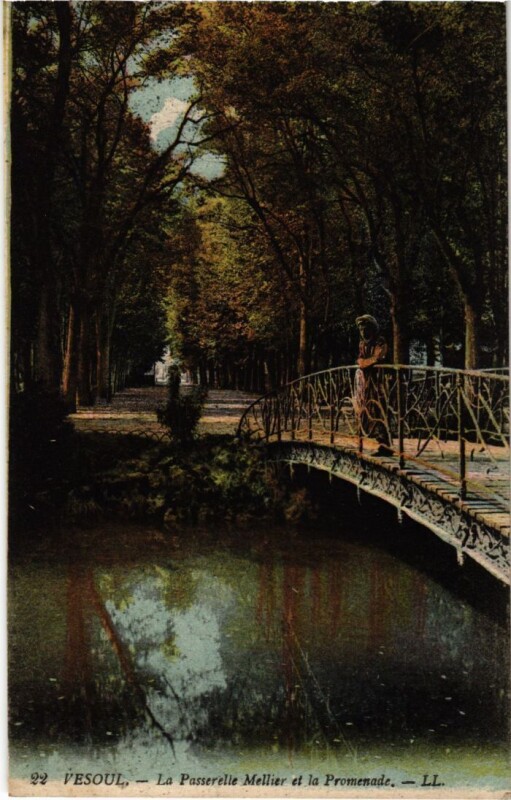 Carte postale ancienne Vesoul Passerelle Mellier et la Promenade à Vesoul