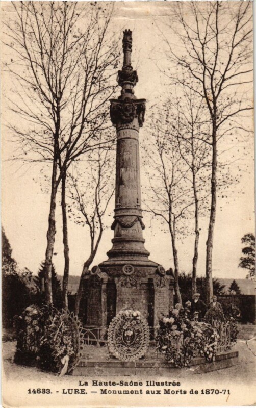 Carte postale ancienne Lure Monument aux Morts