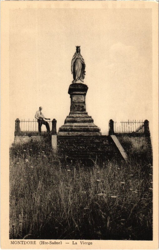 Carte postale ancienne Montdore La Vierge