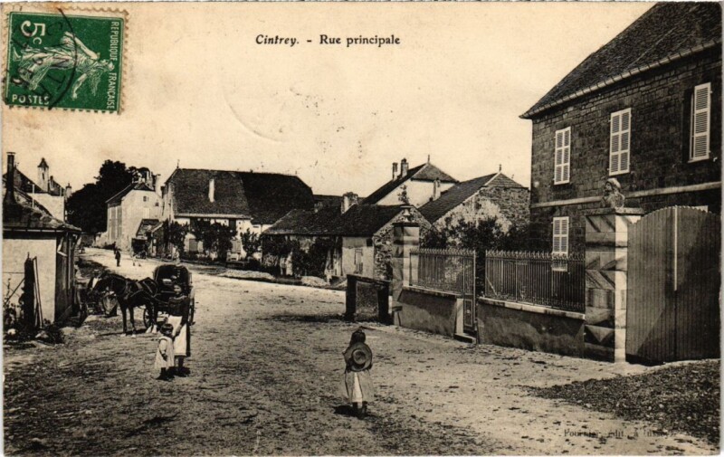 Carte postale ancienne Cintrey Rue principale à Cintrey