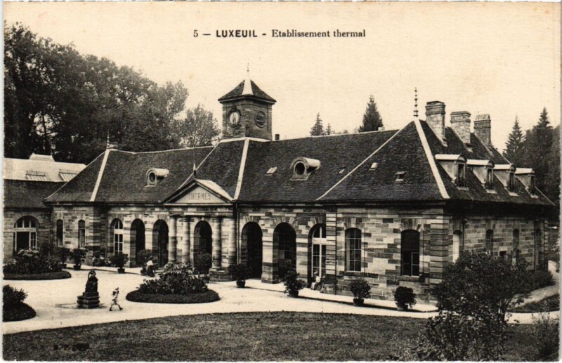 Carte postale ancienne Luxeuil-les-Bains l'Etablissement Thermal à Luxeuil-les-Bains