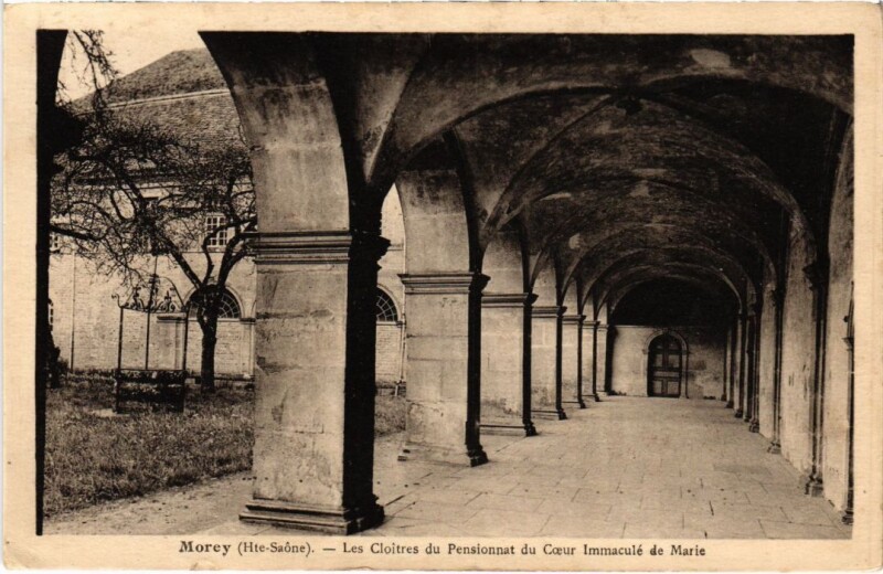 Carte postale ancienne Morey Les Cloitres Pensionnat