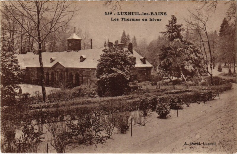 Carte postale ancienne Luxeuil-les-Bains Les Thermes en hiver à Luxeuil-les-Bains