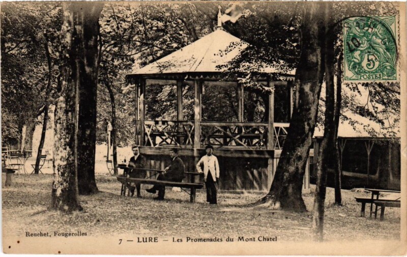Carte postale ancienne Lure Les Promenades du Mont Chatel