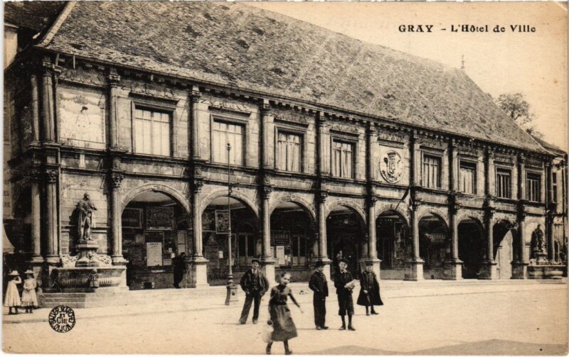 Carte postale ancienne Gray l'Hotel de Ville