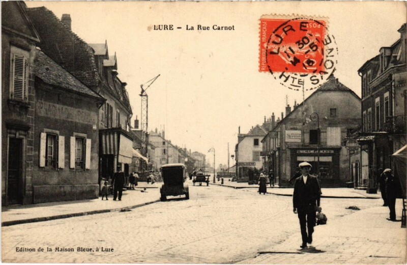 Carte postale ancienne Lure Rue Carnot