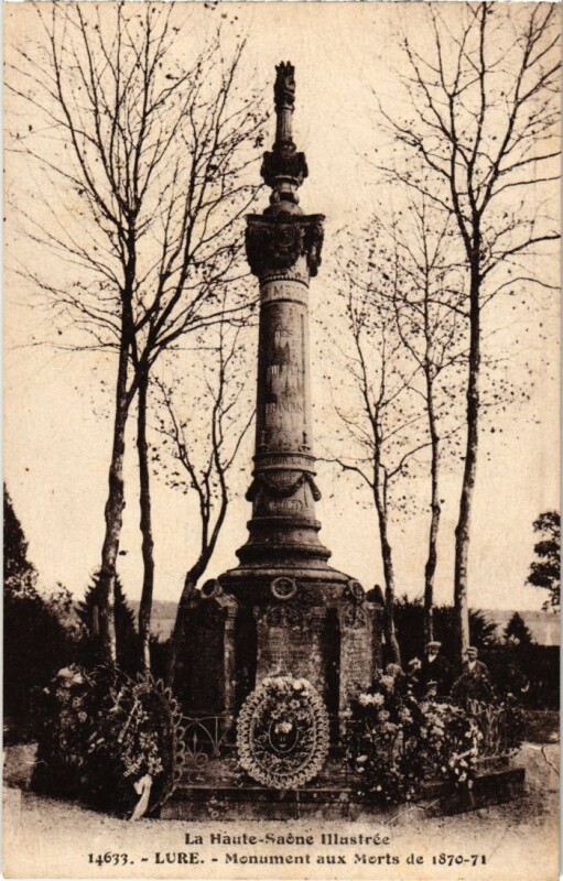 Carte postale ancienne Lure Monument aux Morts
