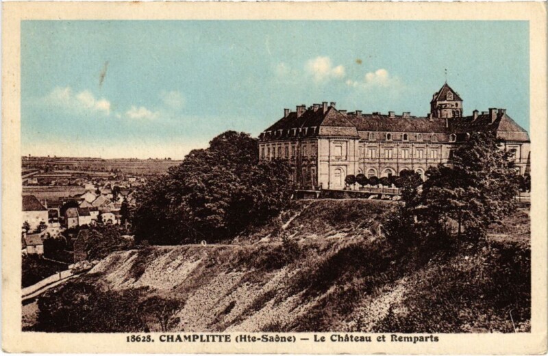 Carte postale ancienne Champlitte Le Chateau et Remparts à Champlitte