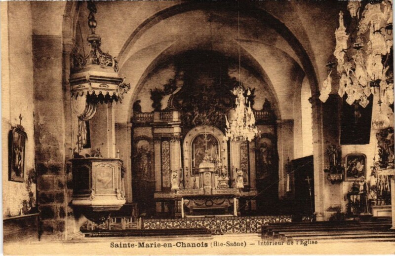 Carte postale ancienne Sainte-Marie-en-Chanois Interieur de l'Eglise à Sainte-Marie-en-Chanois