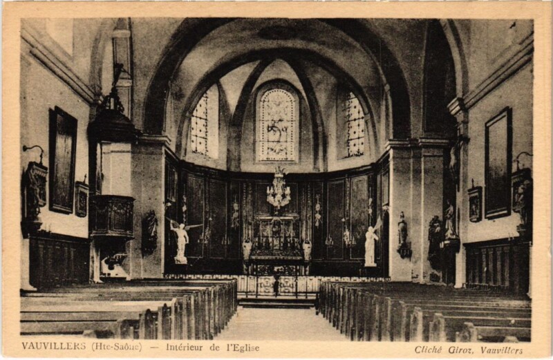 Carte postale ancienne Vauv Interieur de l'Eglise