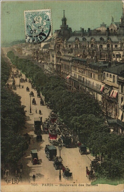 Carte postale ancienne Paris 9e Les Grands Boulevards