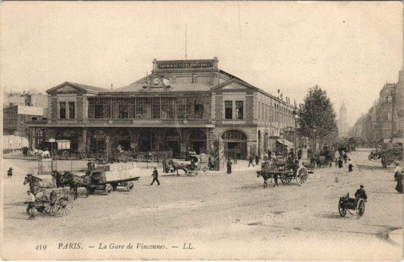 Carte postale ancienne La Gare de Vincennes à Paris 12e