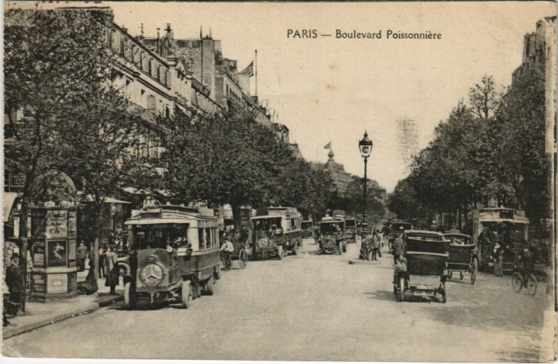 Carte postale ancienne Paris 9e Les Grands Boulevards
